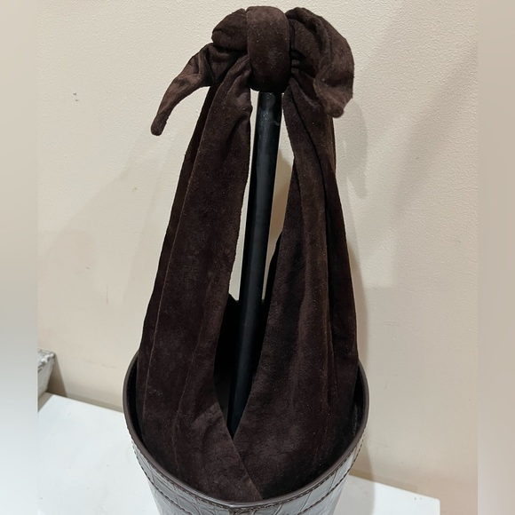 STAUD - Picture 5 of 6